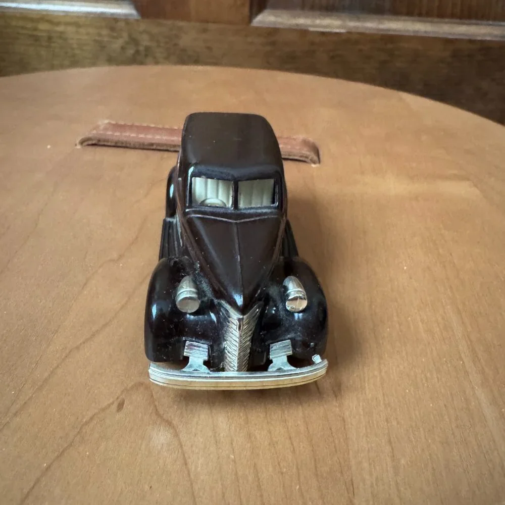 Lledo Days Gone Diecast Vehicles - Hershey's Kiss Kids Car